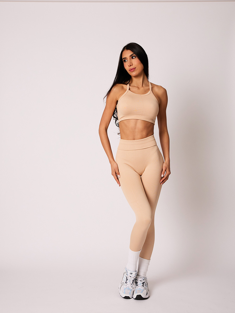 MUV Beige Seamless 2-Piece Activewear Outfit